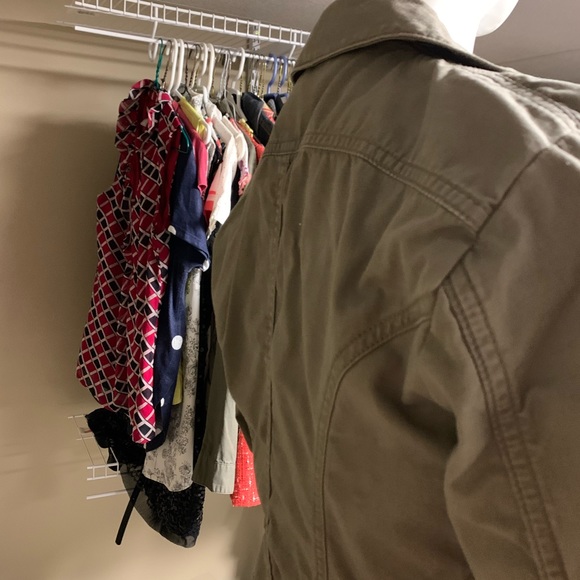 Eddie Bauer jacket - Picture 2 of 2